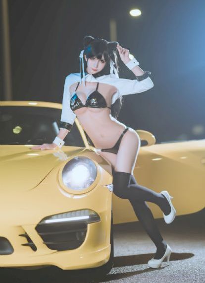 丰满女老板bd高清2